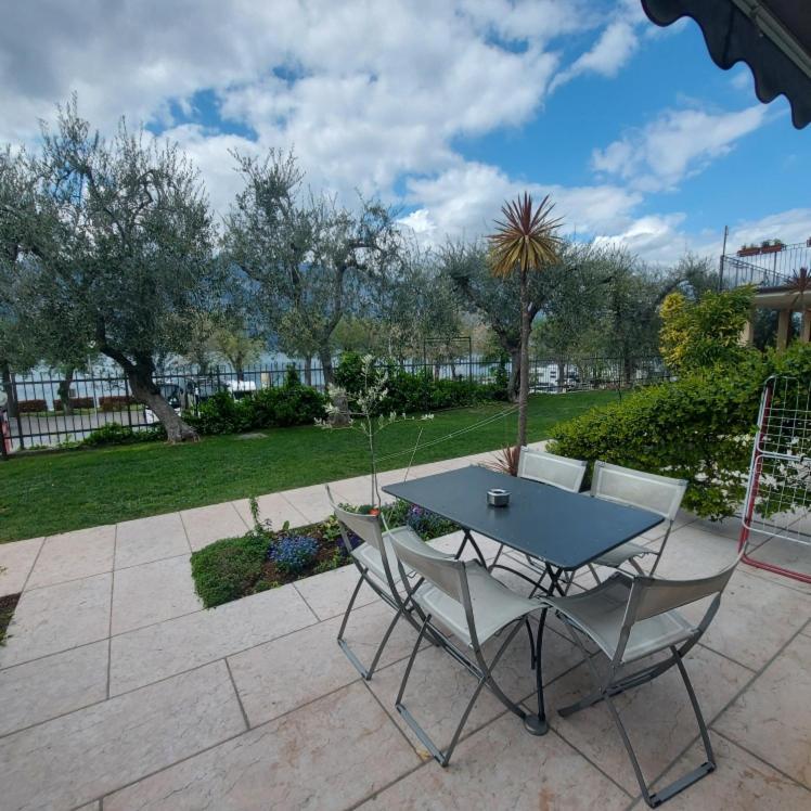Villa Treccani Apartments Malcesine Exteriör bild